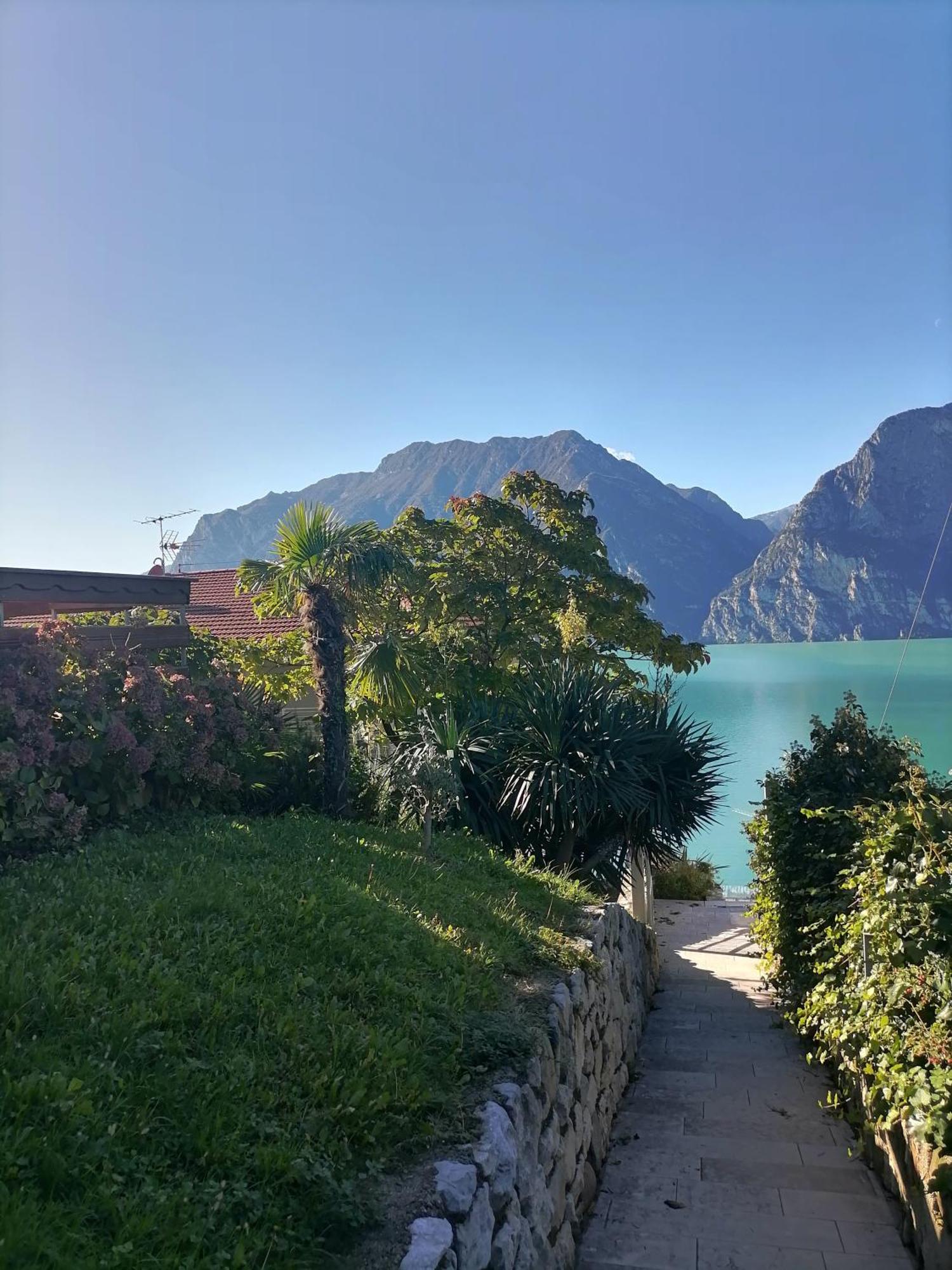 Appartamento Marocche Torbole Sul Garda Bagian luar foto