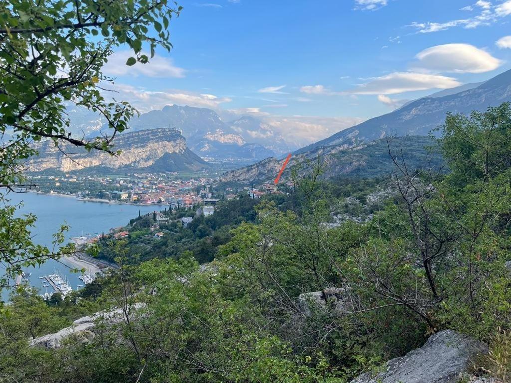 Appartamento Marocche Torbole Sul Garda Bagian luar foto