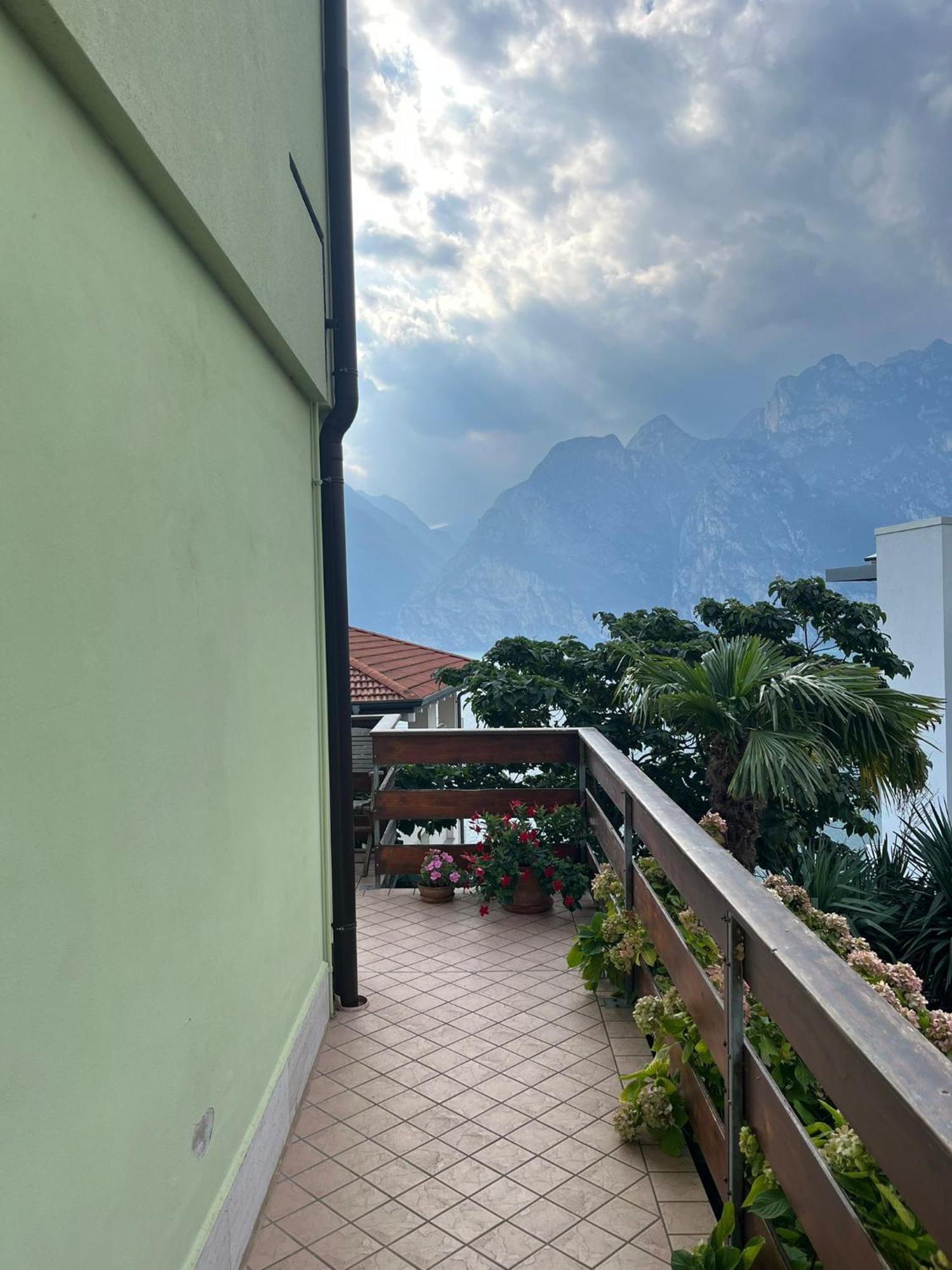 Appartamento Marocche Torbole Sul Garda Bagian luar foto
